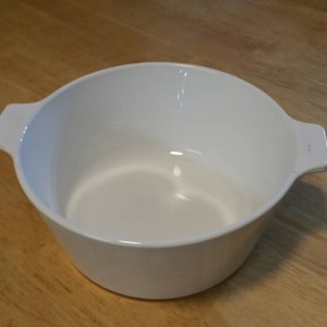 Corning Ware, Buffet Server, 1.5 Quart Round Serving Bowl, B-1  1/2  Solid White Dish with Handles