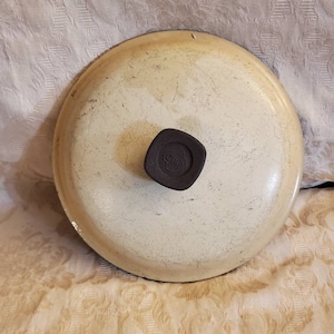 Åldrad, Klargul, Club Aluminum, 8,60-tums metalllock, Reservdel, Fyrkantig knopp, Vintage köksredskap