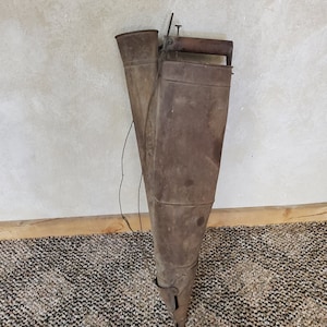 antique tobacco setter - Kitchen Tools & Utensils | Facebook Marketplace TRACTOR/HORSEDRAWN ANTIQUE TOBACCO PLANTER |