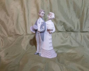 Lladro Porcelain Bride and Groom Made in Spain Figurine or Wedding Cake Topper with no box Collectible Home Decor