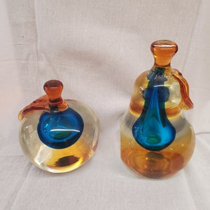 Murano Glass, Sommerso, Italian Art Glass Pear or Apple, Yellow with Blue Glass Center, Alfredo Barbini, Paperweights or Bookends, Vintage