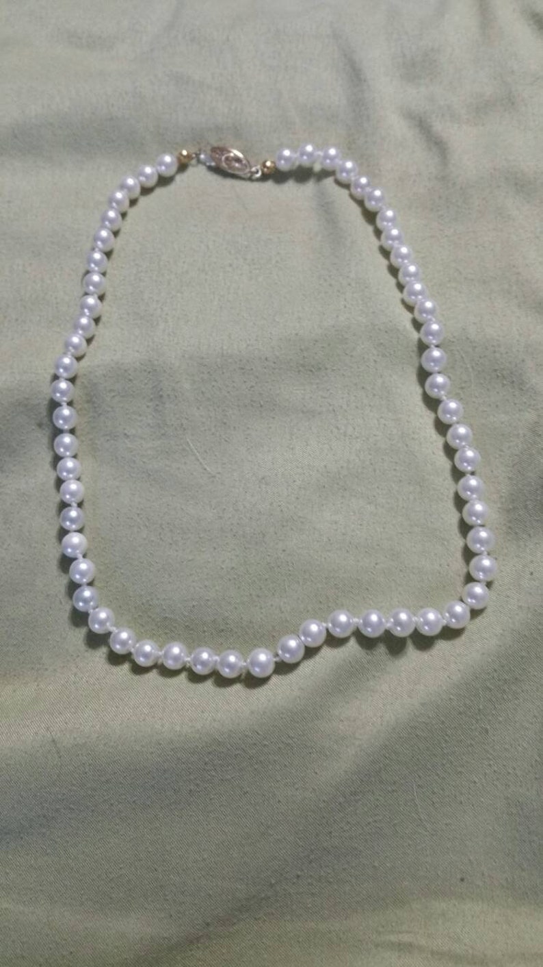 On Sale Collectible Bling Small Bead Faux Pearl Beaded Necklace 15 inch with Gold Toned Clasp