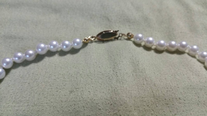 On Sale Collectible Bling Small Bead Faux Pearl Beaded Necklace 15 inch with Gold Toned Clasp