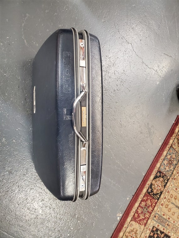 Rustic Large Sized, Hard Sided Samsonite Navy Blu… - image 2