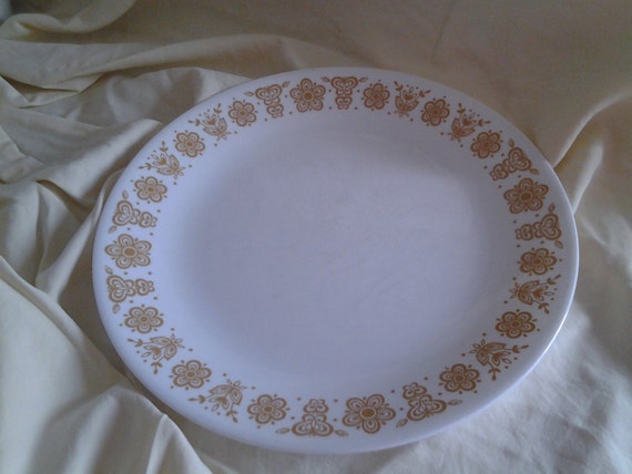On Sale Set of Butterfly Gold 10 Inch Corelle Dinner Plates by