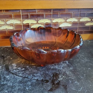 Heavy Indiana Glass, Amber Large Serving Bowl , Footed Dish, Ruffled Dish, 11,50 pouces de diamètre
