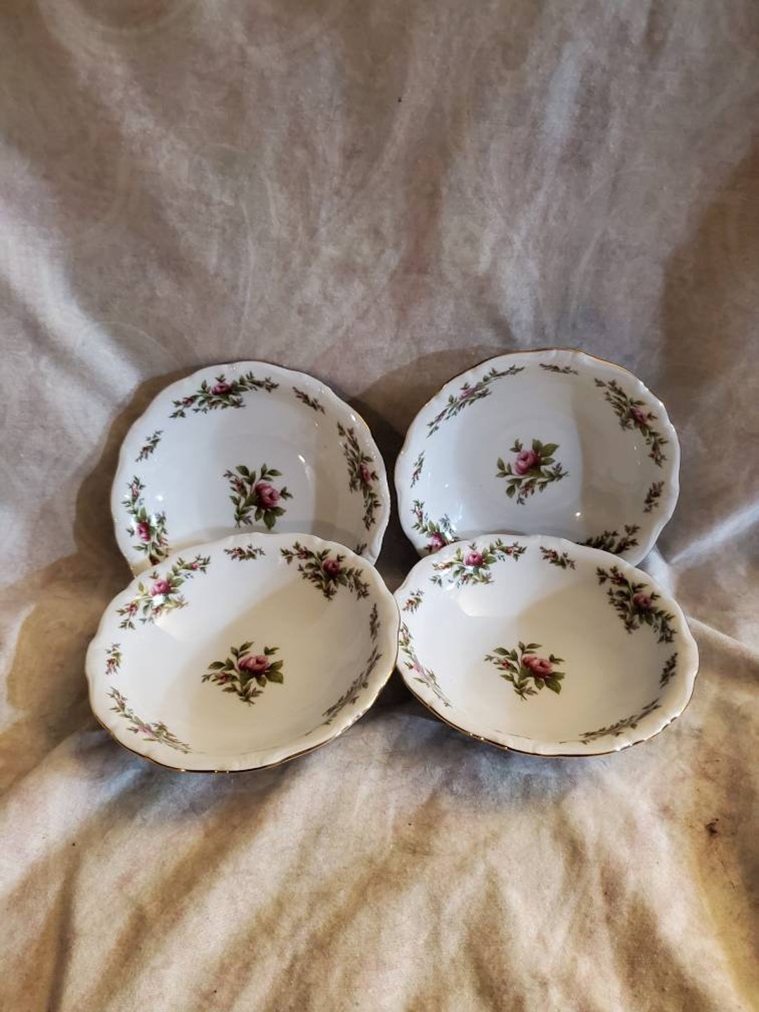 Traditions Fine China, Johann Haviland Moss Rose, Set of Small
