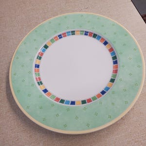 Villeroy and Boch 10.75 Dinner or Chop Plate, Twist Alea Green Verde Pattern, Multicolor Checked Rim, Green Trim China,
