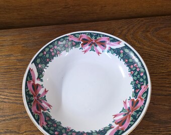 Gibson China, 7.5 inch Holly Berries, Cereal or Soup Bowl, Green Holly W/Bright Pink Ribbons, Everyday Dish, Holiday Entertaining
