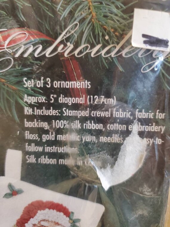 Lot De 3 Rubans De Soie Bucilla Pour Broderie, Ornements Arbres De Noël 83620