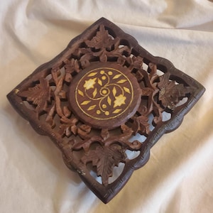 Made in India, Square Wooden Trivet, Hand Carved Leaf Design, Table Saver, Floral Design, Lightweight Home Decor