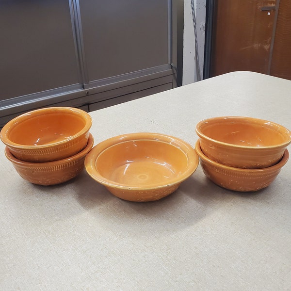 Set of 5 Rare Find Homer Laughlin Pumpkin 4.5 inch Bowls and 1- 5.5 inch Bowl with Rose Design, 1940s Dishes