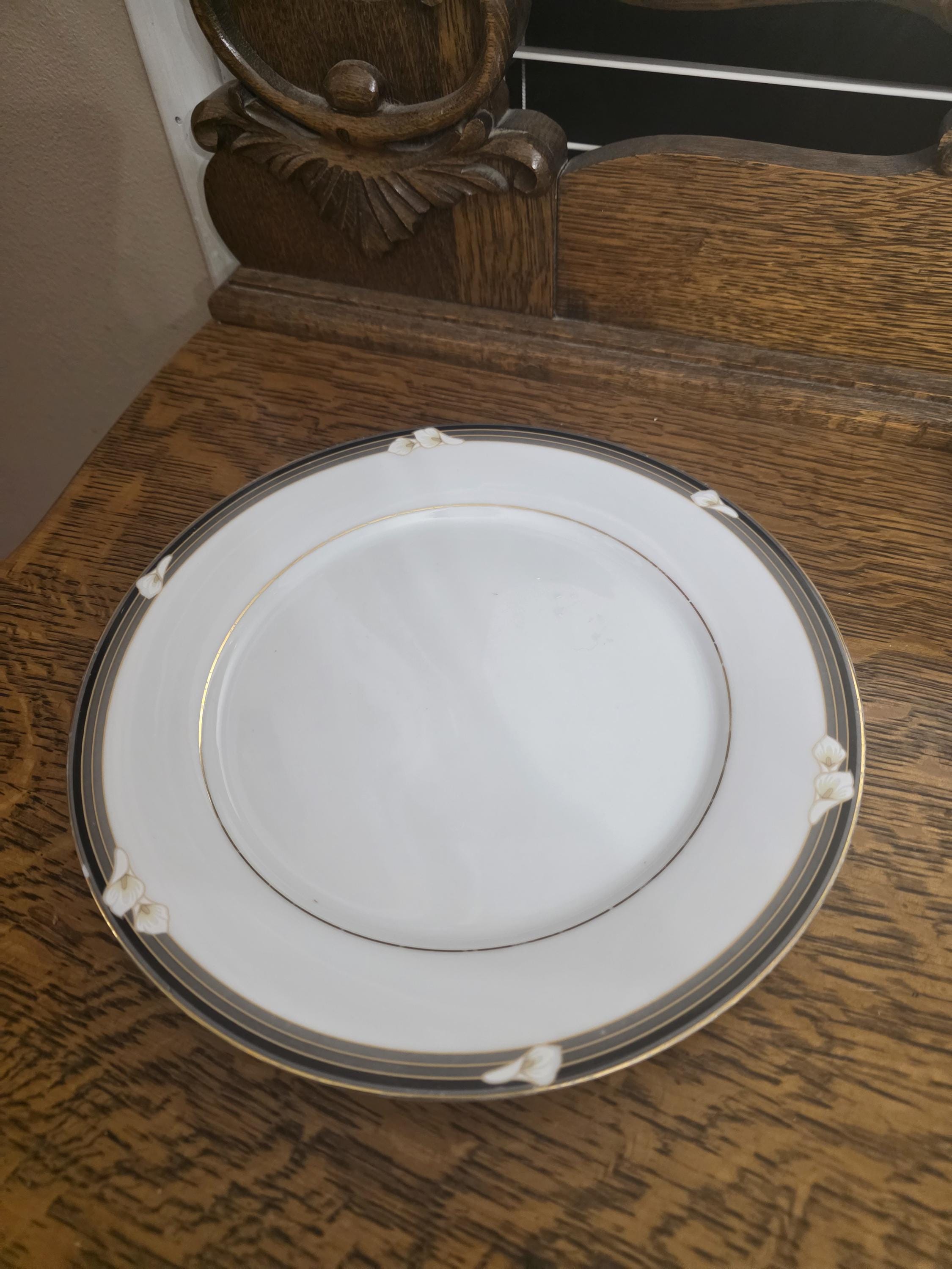 Legendary by Noritake, Ellington 3691 Pattern, 10.40 Inch Dinner