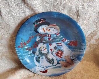 Collectible, 8 inch Snowman Ceramic Plate, Wall Hanging, Serving Plate, Microwave and Oven Safe, Holiday Dish