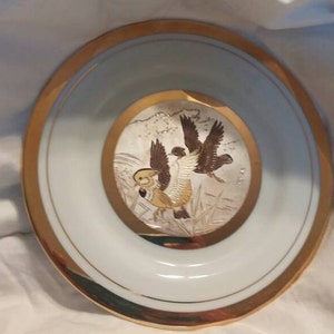 The Art of Chokin 6.5 inch Decorator Porcelain Plate or Wall Decor with Bird Pattern