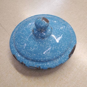 Blauw en wit Spatterware, 5,25 inch (op de lip) rustieke emaillewerk deksel, Country Home, vervangende deksel