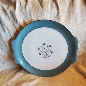 Rare Find, Mid Cen, Grant Crest Empress Pattern, 12.60 inch Serving Platter or Cake Plate, Green Border, Platinum Rim, Gray Flower Design