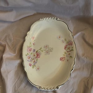 Fluffy Rose 1 (Platinum Trim) by Homer Laughlin [HLCFLR1], 10.50 inch Oval Serving Platter, Grandmas China, Cottage Style