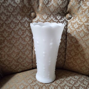 Anchor Hocking, Tear Drop and Pearl Milk Glass, Embossed Vase, Vintage Milk Glass, Farmhouse and Centerpiece Decor