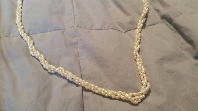 Vintage Bling 28 inch Multi Strand Beaded Pearl Necklace Costume Jewelry image 2