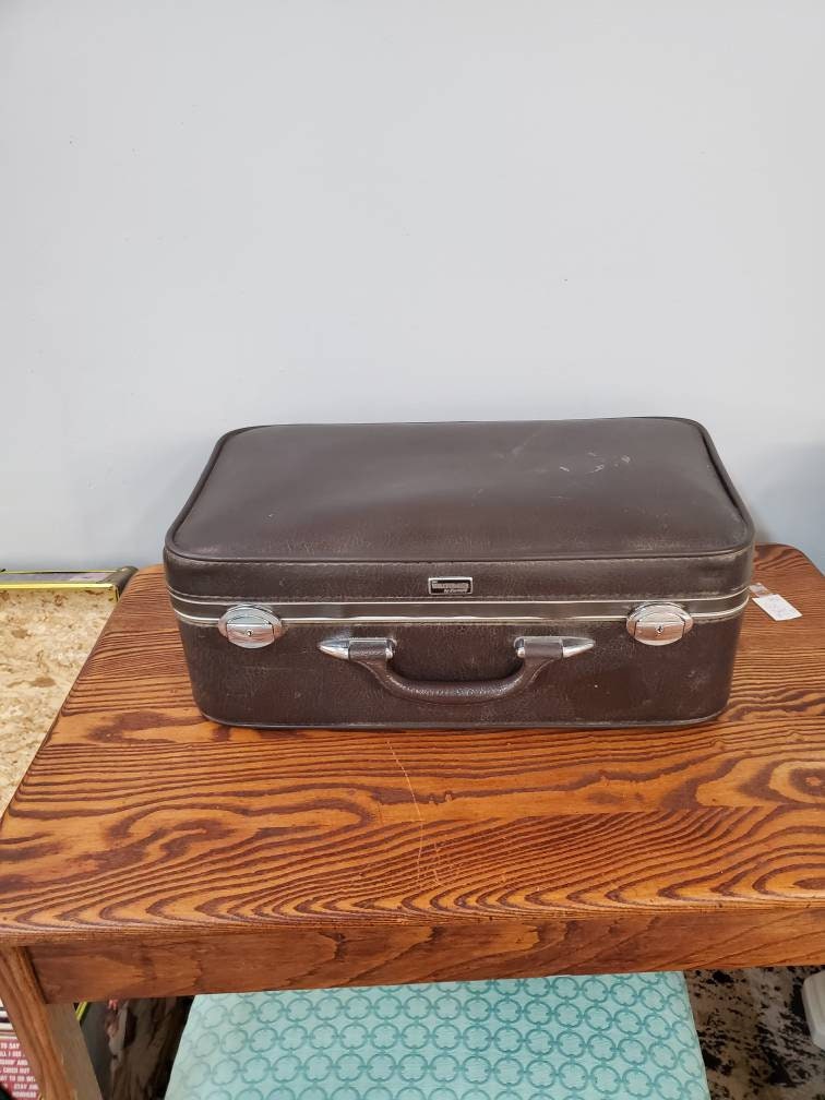 Rare Find, Amelia Earhart, Wall Streeter Hard Sided, Dark Brown