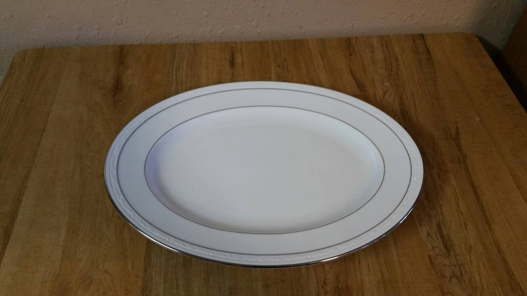Noritake Stoneleigh 13.45 Inch, White Scapes Oval Serving Platter With