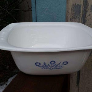 Vintage Kitchen Blue Cornflower Corning Ware 4  Quart Dutch Oven or Casserole Dish P 34 B