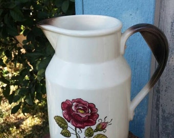 Metlox - Poppytrail - Vernon Provincial Rose 18 Ounce Serving Pitcher  Collectible Kitchen
