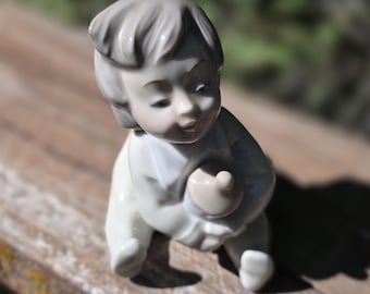 Lladro, Bedtime Story, Lady and Child, Made in Spain Figurine With
