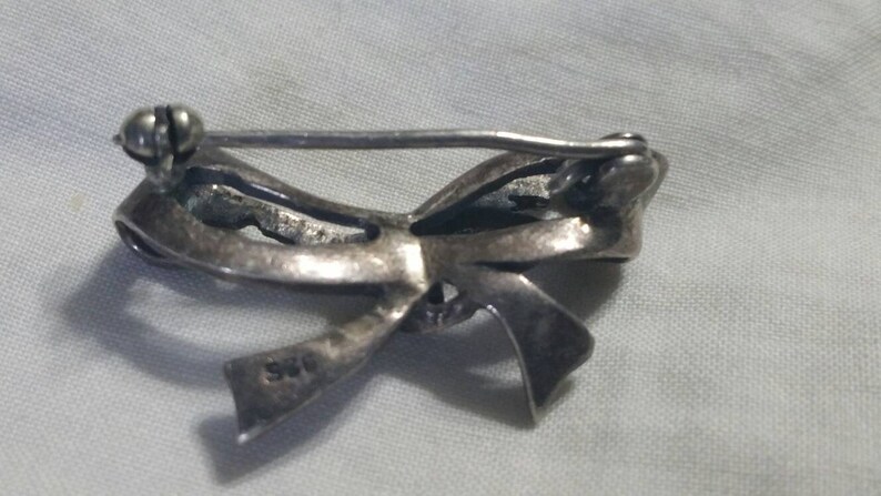 On Sale 925 Silver Small Edwardian Style Pin with Tiny Rhinestones Brooch or Pin Antique Jewelry
