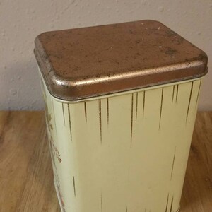 Rustic Cheinco Rectangular Flour Storage Container Tin with Coffee Grinder, Red Teapot and Eagle Picture Vintage Kitchen image 5