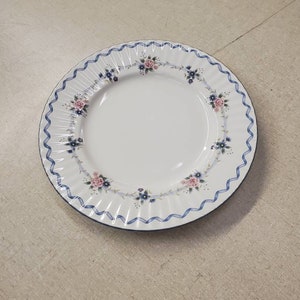 Larry Laslo, Mikasa, Classic Elegance, FL 007, Stratford Blue, 8.25 inch Salad Plate, Blue Ribbon, Floral Design, Made in Japan