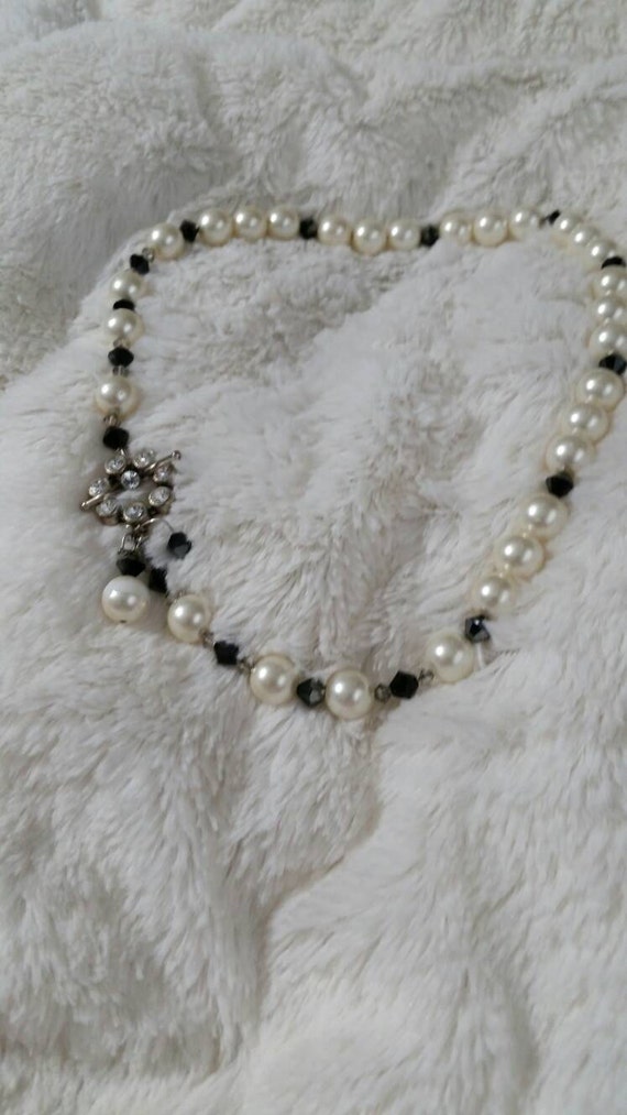 Beautiful Estate Jewelry 16 inch Faux Pearl and Rh