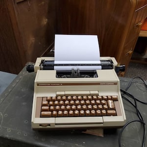 完動品　Smith Corona SILENT-SUPER コロナタイプライター CORONA SILENT 中古タイプライター｜タイプライター専門店の尾河商会