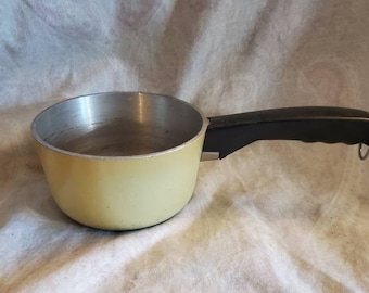 Small, Pale Yellow, Club Cooking Pot with Black Handle,  Sauce Pan, Aluminum Cooking Pan