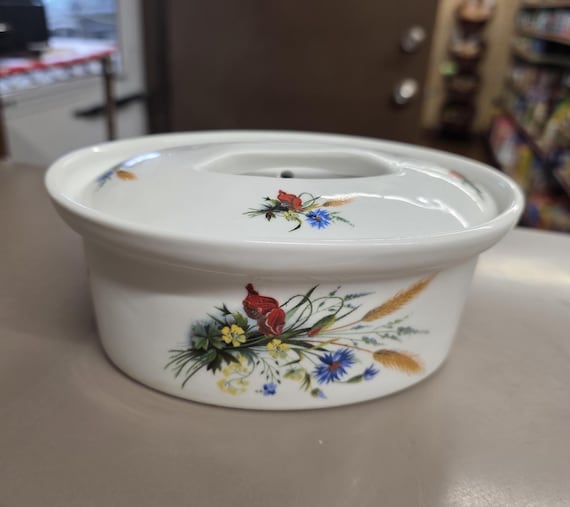 Bia Cordon Bleu France, Heavy Porcelain, Small Casserole Dish With