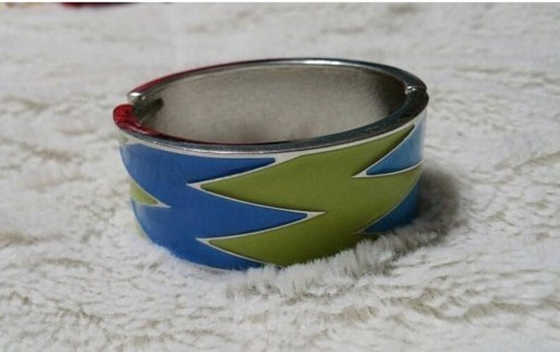 On Sale Modern Enamel Baby Blue and Green Chevron Pattern Silver Toned Spring Loaded or Clamper Bangle Bracelet Costume Jewelry