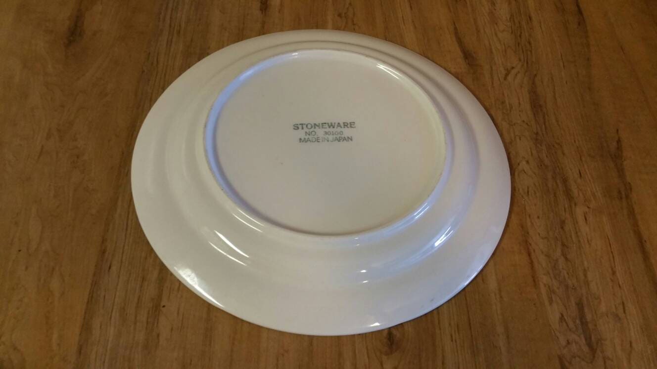 Made in Japan Stoneware No 30100- 10.5 Inch Dinner or Chop