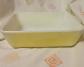 On Sale Pyrex Yellow Rectangular Refridgerator Ware Dish Glass Casserole