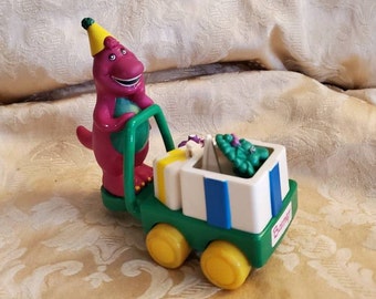 Arbeiten, Barney schiebt Baby Bop in Schiebewagen, Toy Works Lyons Group, Vintage Spielzeug, Barney, Requisite, Pop Up Spielzeug, 1993 Toy