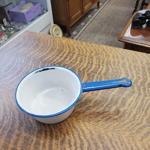 Farmhouse Style Bright Blue and Red Enamel Rustic Sauce Pan Vintage Kitchen, Frontier Pies Decoration