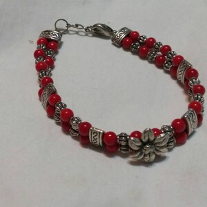 Collectible Bling Bright Red with Flower Silver Toned Toggle Bracelet Costume Jewelry Fashion Accessory