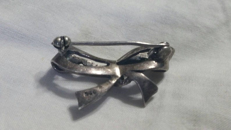 On Sale 925 Silver Small Edwardian Style Pin with Tiny Rhinestones Brooch or Pin Antique Jewelry
