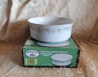 Never Used, New Old Stock, Johann Haviland, Bavaria, Germany,  7 inch Serving Bowl "Forever Spring" Vegetable or Fruit Serving Bowl