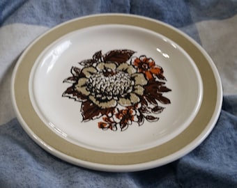 Royal China Jeannette Ironstone 7,25 inch salade/dessert plaat Waverly patroon met oranje bloemen jaren 1970 keuken