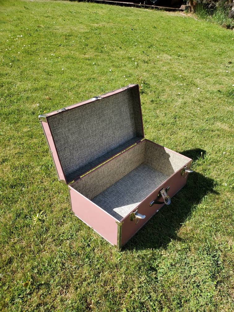 Auf Verkauf 1950 rustikale blass rosa und Metall rechteckige | Etsy