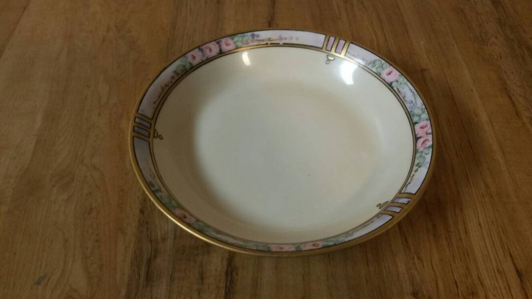 Rare Antique Royal China Made in Japan Antique 7.5 Inch Serving Bowl