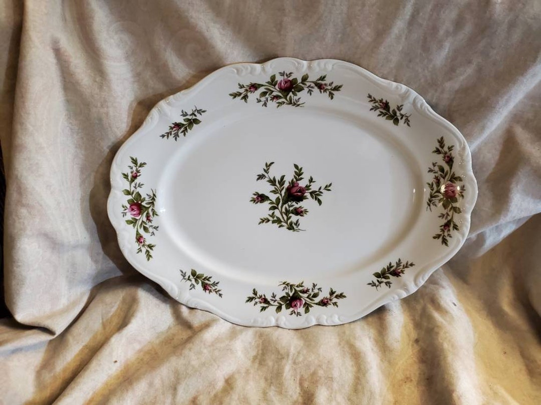 Traditions Fine China, Johann Haviland Moss Rose, 15 Inch Oval