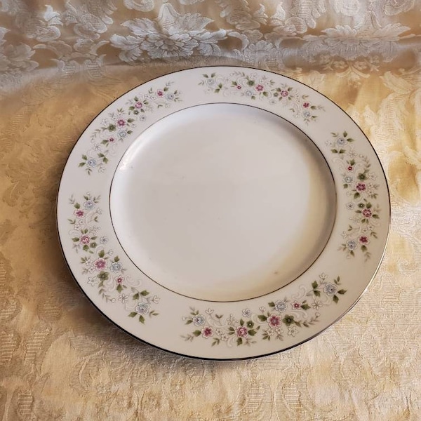 Diamond China, Richmond Pattern, 10.60 inch Dinner and Chop Plate, Pink and Blue Floral Rim, Platinum Trim and Verge, Made in Japan