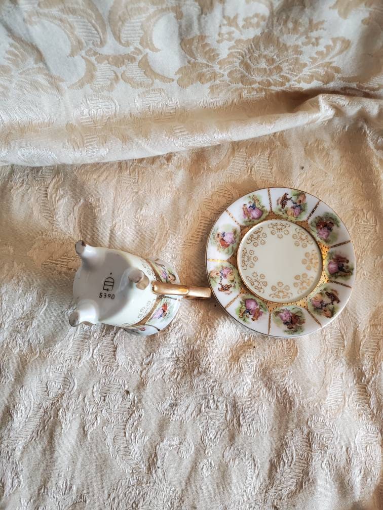 Royal Vienna, Arnart Gold, Demitasse Footed Cup and Saucer
